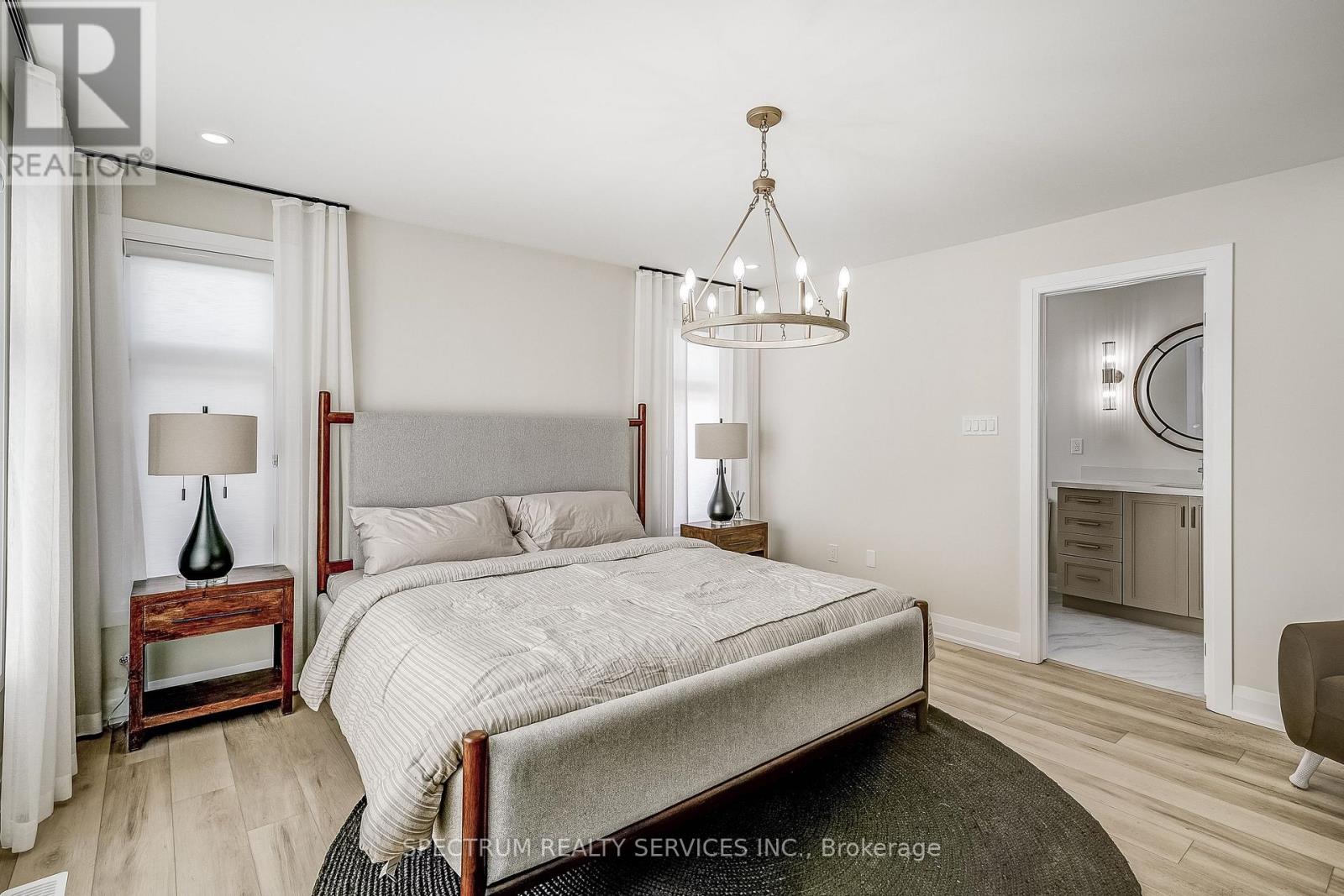 139 Adario Crescent, Vaughan, Ontario  L3L 0G4 - Photo 6 - N12806932