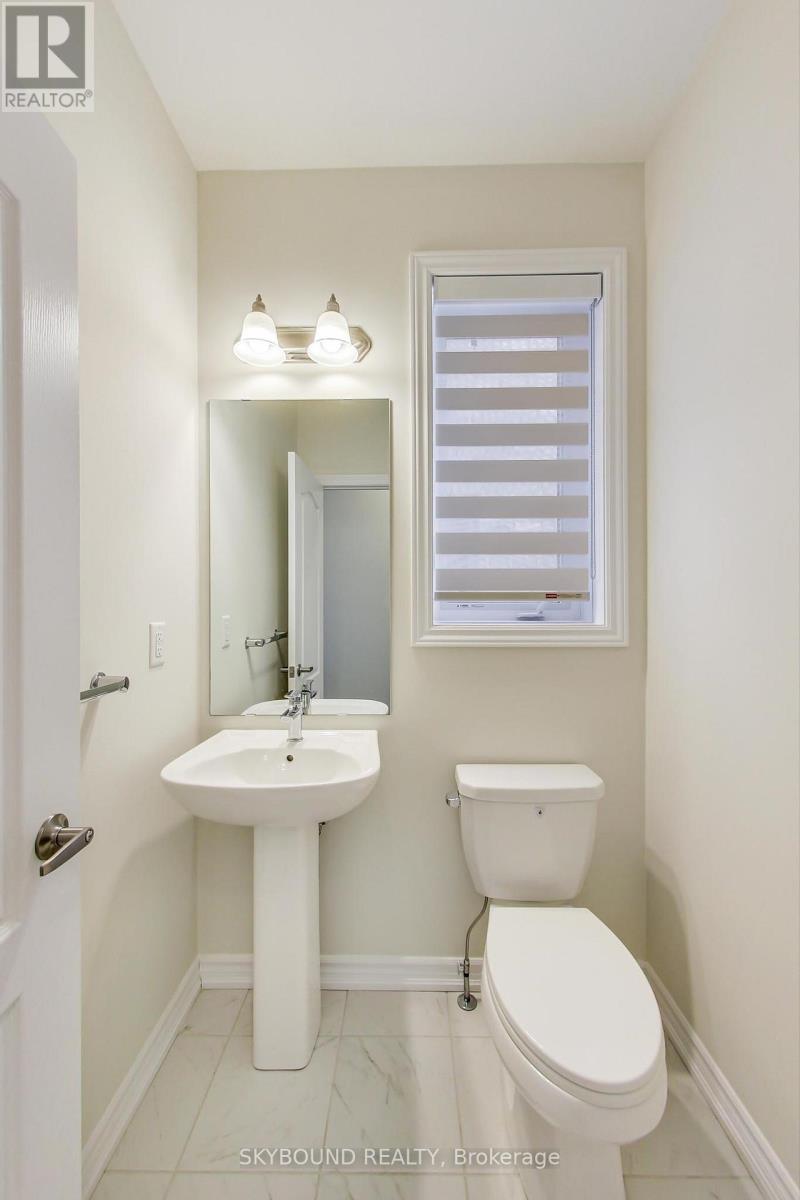 150 Stevenson Crescent, Bradford West Gwillimbury (Bradford), Ontario  L3Z 4M1 - Photo 13 - N12807024