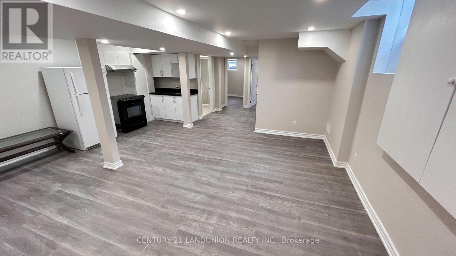 ARU BASEMENT - 98 ENGLISH OAK DRIVE, Richmond Hill, Ontario