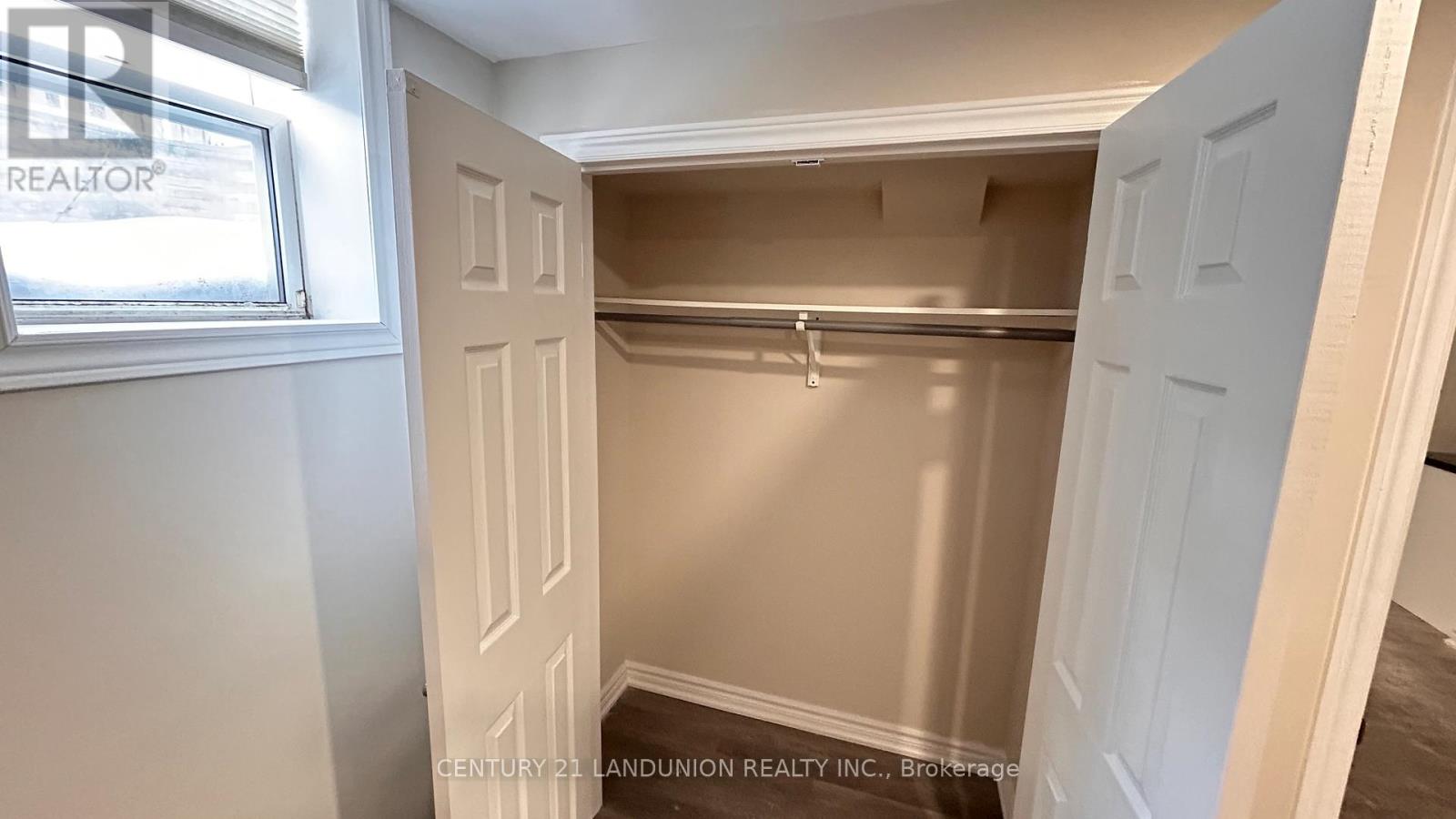 Aru Basement - 98 English Oak Drive, Richmond Hill, Ontario  L4E 3X3 - Photo 2 - N12807062