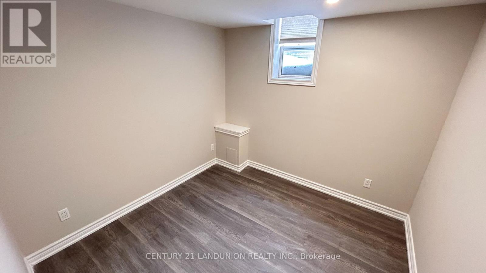 Aru Basement - 98 English Oak Drive, Richmond Hill, Ontario  L4E 3X3 - Photo 5 - N12807062