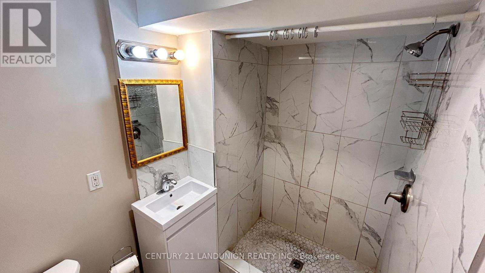 Aru Basement - 98 English Oak Drive, Richmond Hill, Ontario  L4E 3X3 - Photo 8 - N12807062