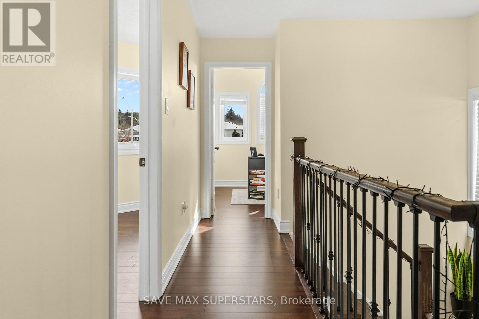 54 Gore Drive, Barrie (Ardagh), Ontario  L4N 5R5 - Photo 19 - S12806958