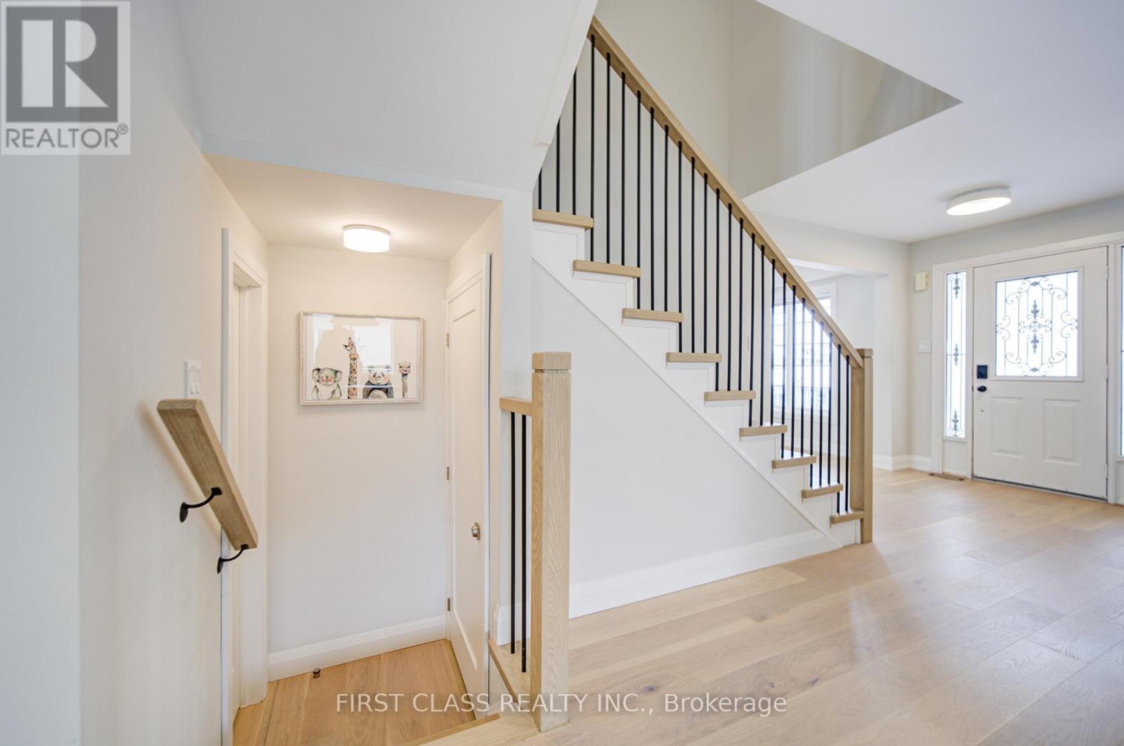 26 Country Lane, Barrie (Painswick South), Ontario  L4N 0E6 - Photo 11 - S12807026