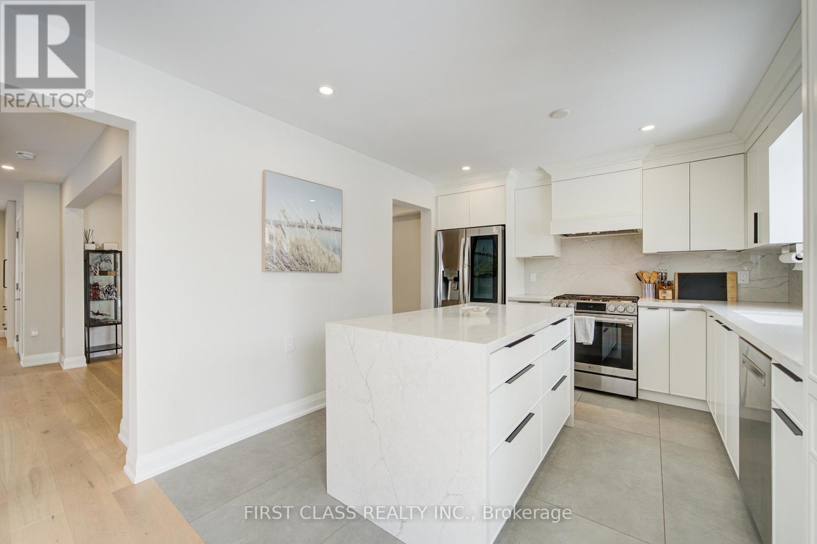 26 Country Lane, Barrie (Painswick South), Ontario  L4N 0E6 - Photo 19 - S12807026