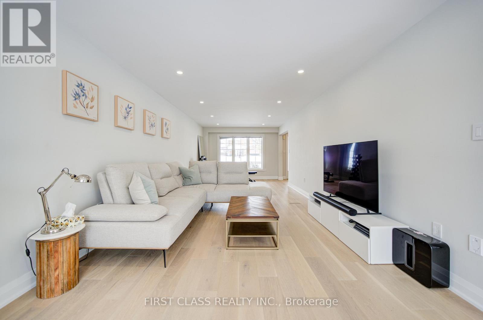 26 Country Lane, Barrie (Painswick South), Ontario  L4N 0E6 - Photo 8 - S12807026