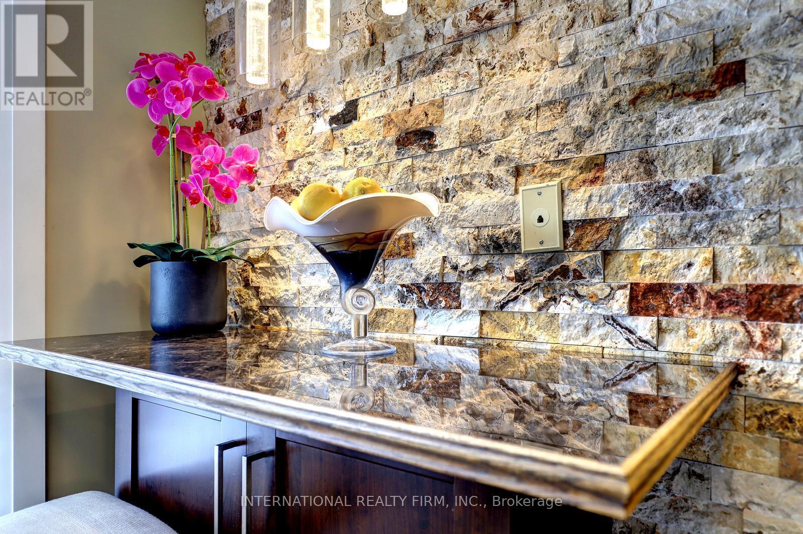 75 - 1168 Arena Road, Mississauga, Ontario  L4Y 4K7 - Photo 10 - W12806928