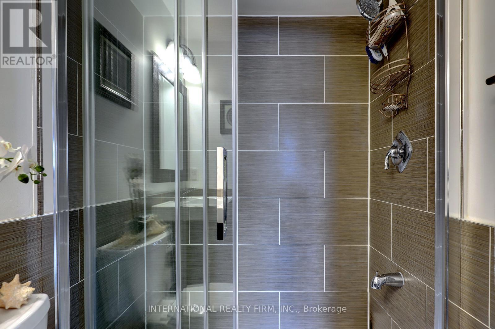 75 - 1168 Arena Road, Mississauga, Ontario  L4Y 4K7 - Photo 25 - W12806928