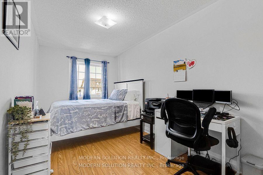 67 Roundstone Drive, Brampton, Ontario  L6X 0K4 - Photo 23 - W12806950