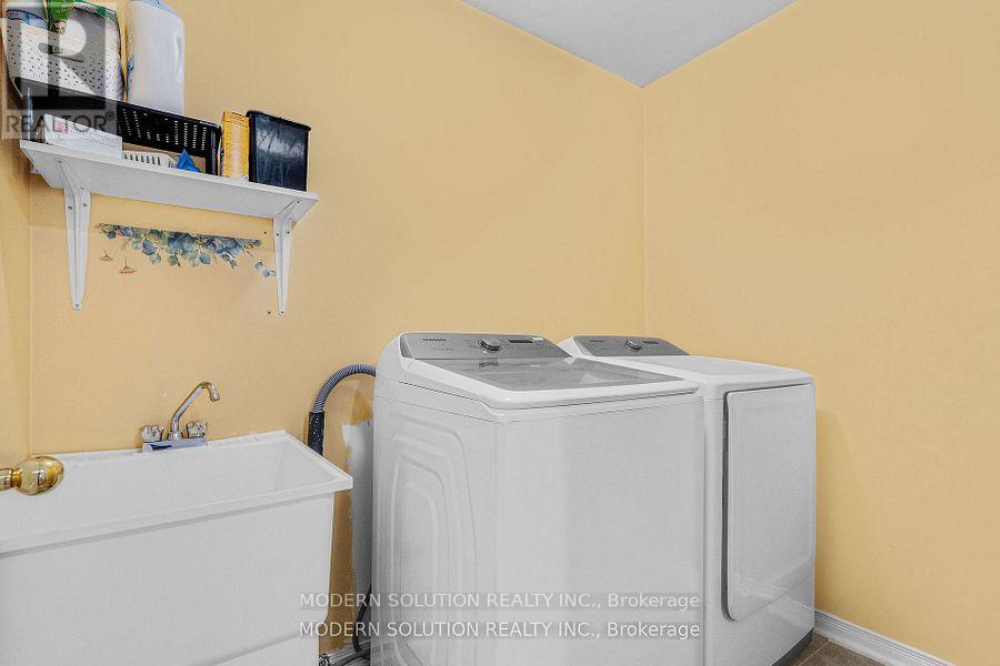 67 Roundstone Drive, Brampton, Ontario  L6X 0K4 - Photo 28 - W12806950