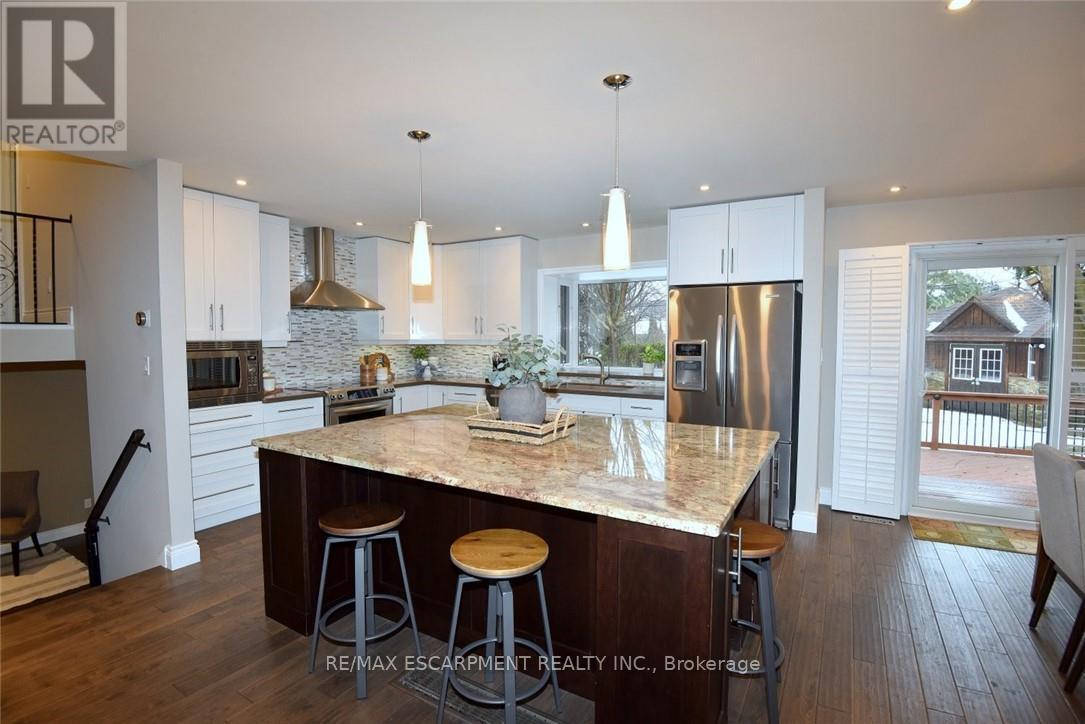 626 Vanderburgh Drive, Burlington, Ontario  L7T 3W6 - Photo 21 - W12807000