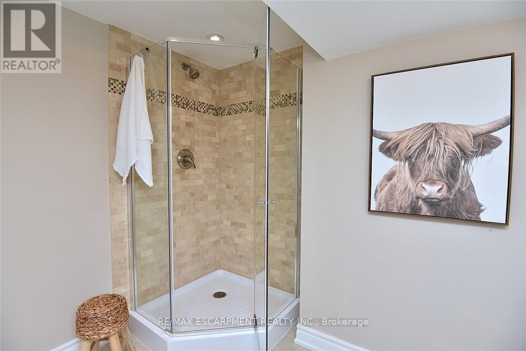 626 Vanderburgh Drive, Burlington, Ontario  L7T 3W6 - Photo 41 - W12807000