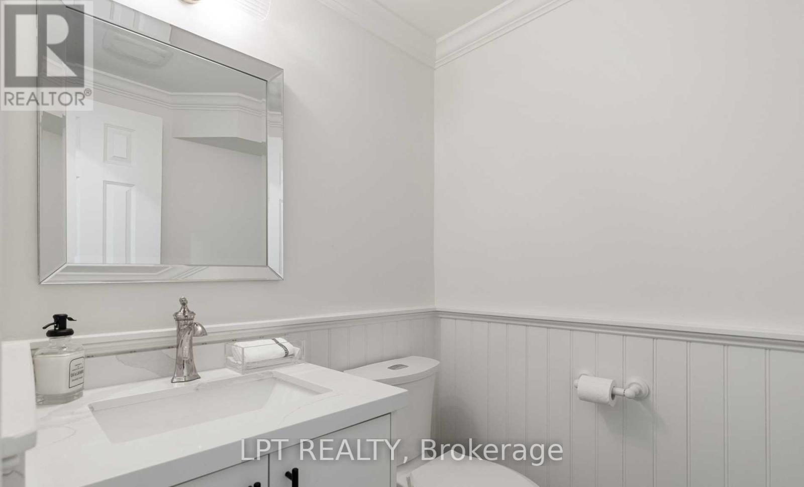 268 Chartwell Road, Oakville, Ontario  L6J 3Z9 - Photo 10 - W12807010