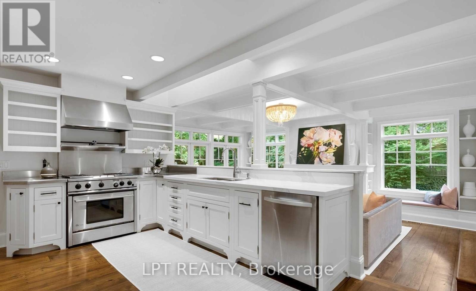 268 Chartwell Road, Oakville, Ontario  L6J 3Z9 - Photo 12 - W12807010