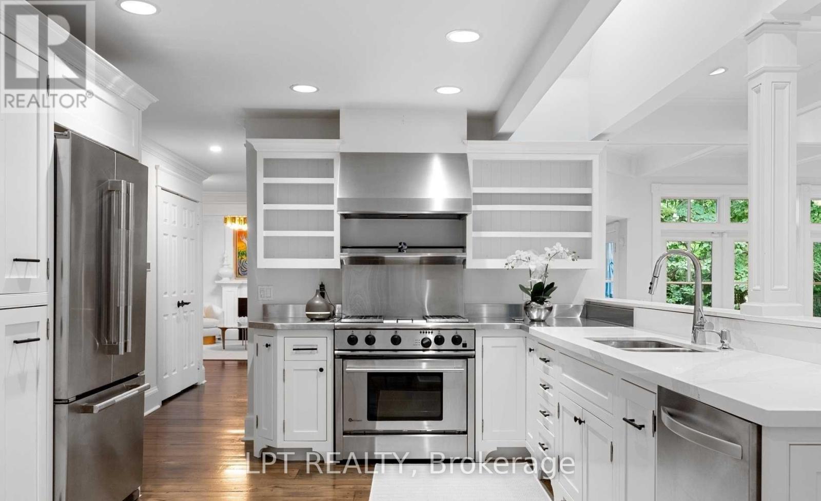 268 Chartwell Road, Oakville, Ontario  L6J 3Z9 - Photo 13 - W12807010