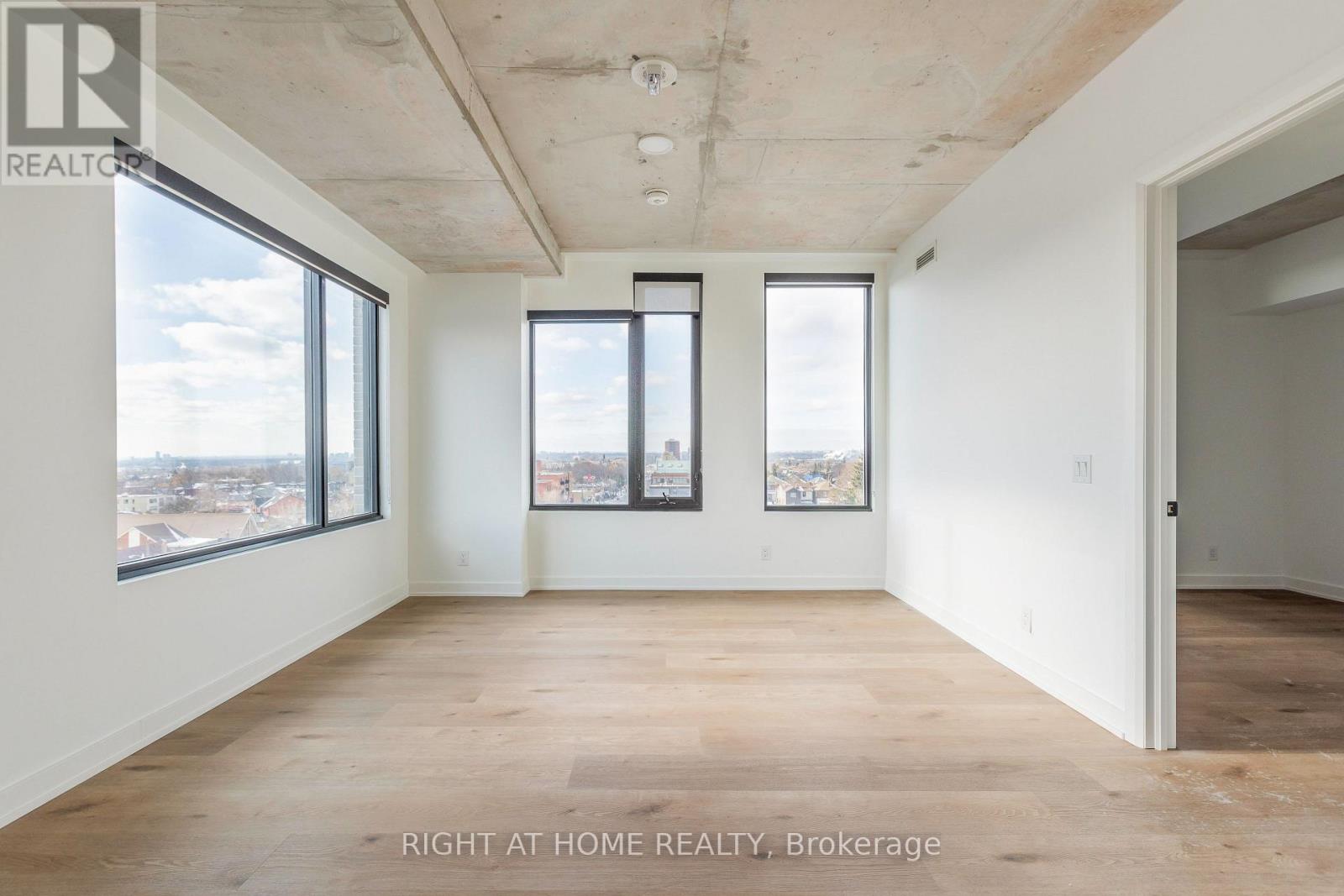 701 - 7 Fairbank Avenue W, Toronto, Ontario  M6E 3Y5 - Photo 14 - W12807020