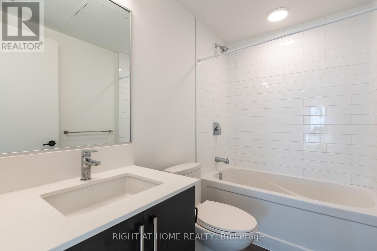 701 - 7 Fairbank Avenue W, Toronto, Ontario  M6E 3Y5 - Photo 20 - W12807020