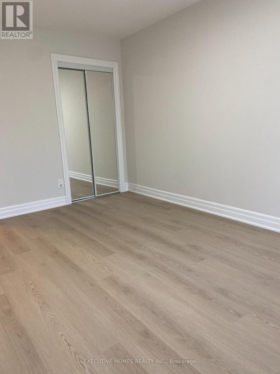 2685 Windjammer Road, Mississauga, Ontario  L5L 1T3 - Photo 13 - W12807034