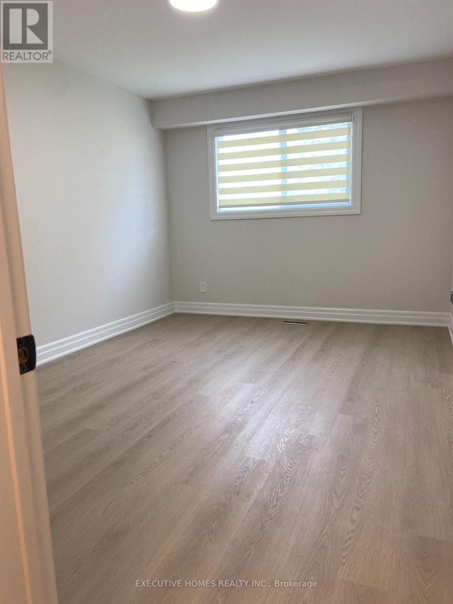 2685 Windjammer Road, Mississauga, Ontario  L5L 1T3 - Photo 14 - W12807034