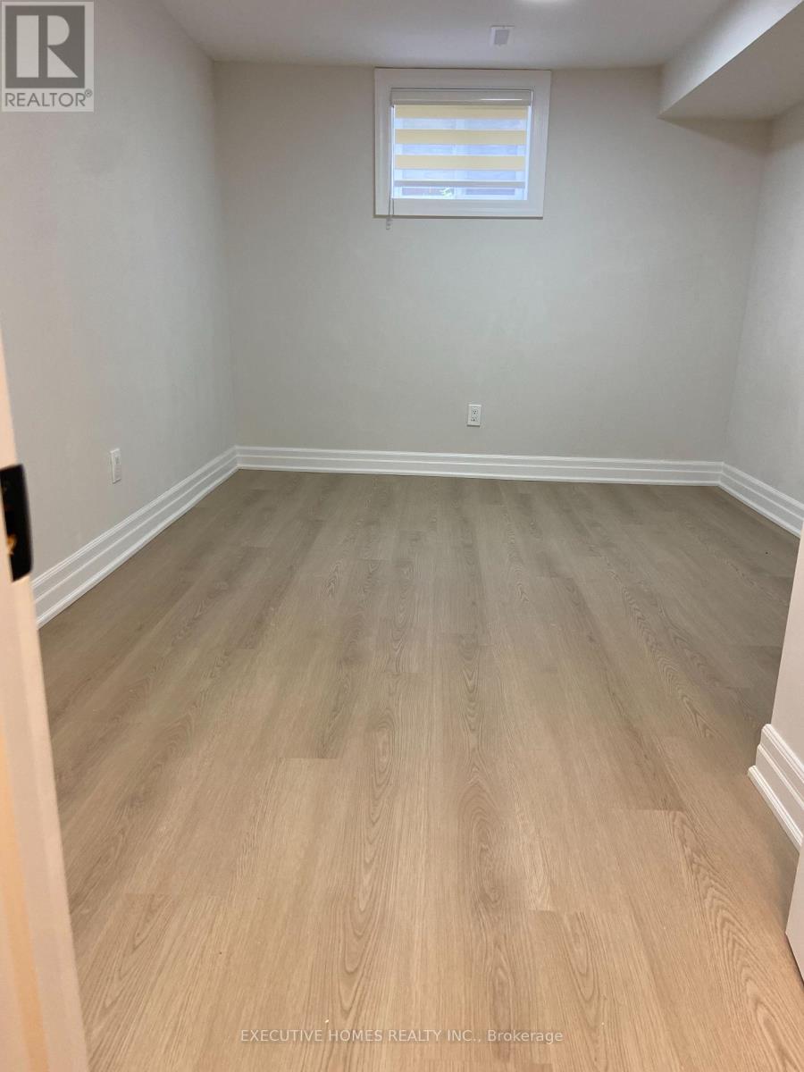 2685 Windjammer Road, Mississauga, Ontario  L5L 1T3 - Photo 19 - W12807034