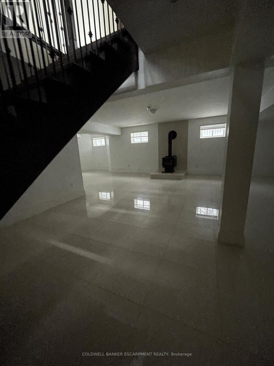 4449 Milburough Line, Burlington, Ontario  L7P 0C5 - Photo 11 - W12807044