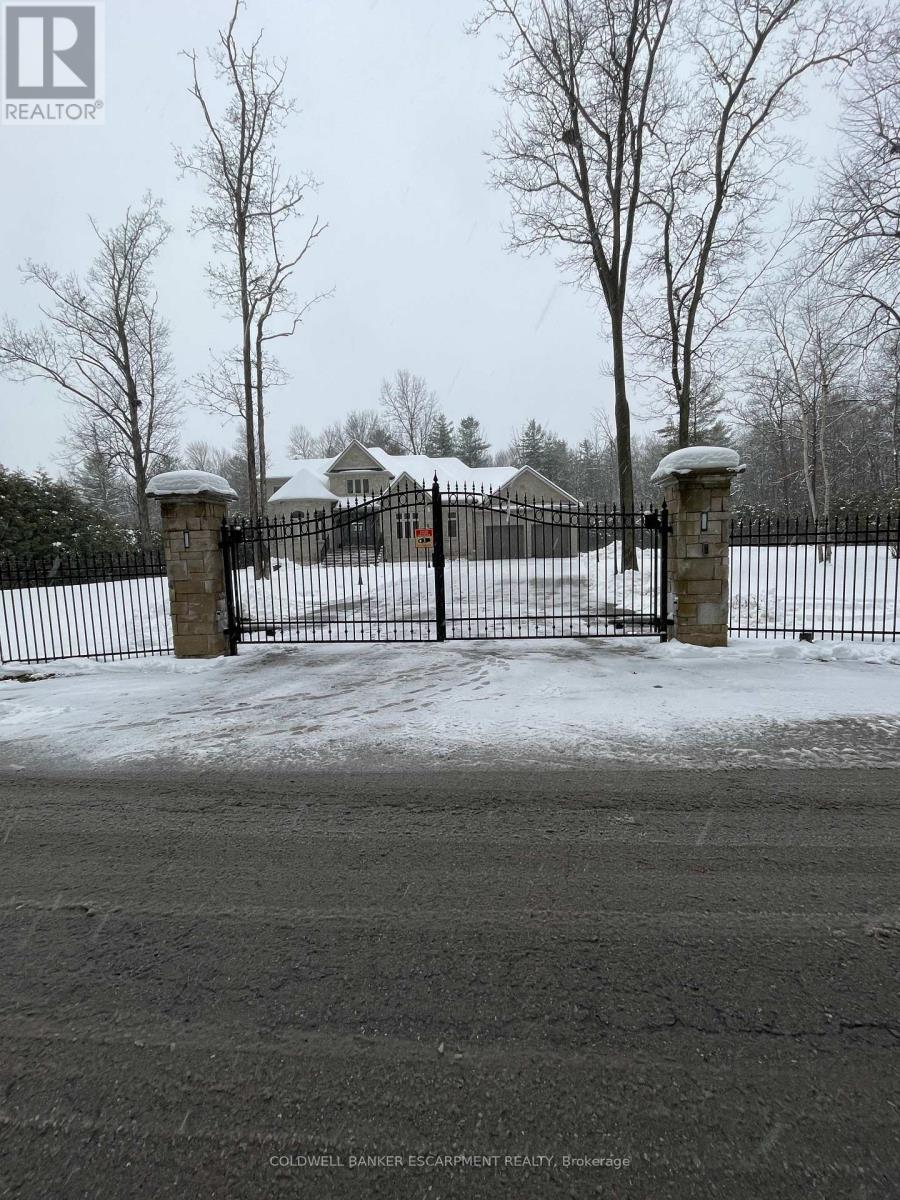 4449 Milburough Line, Burlington, Ontario  L7P 0C5 - Photo 2 - W12807044