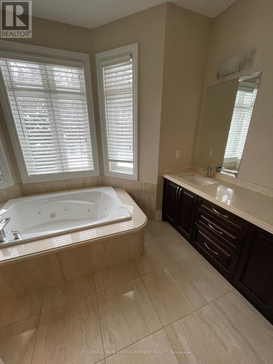 4449 Milburough Line, Burlington, Ontario  L7P 0C5 - Photo 9 - W12807044