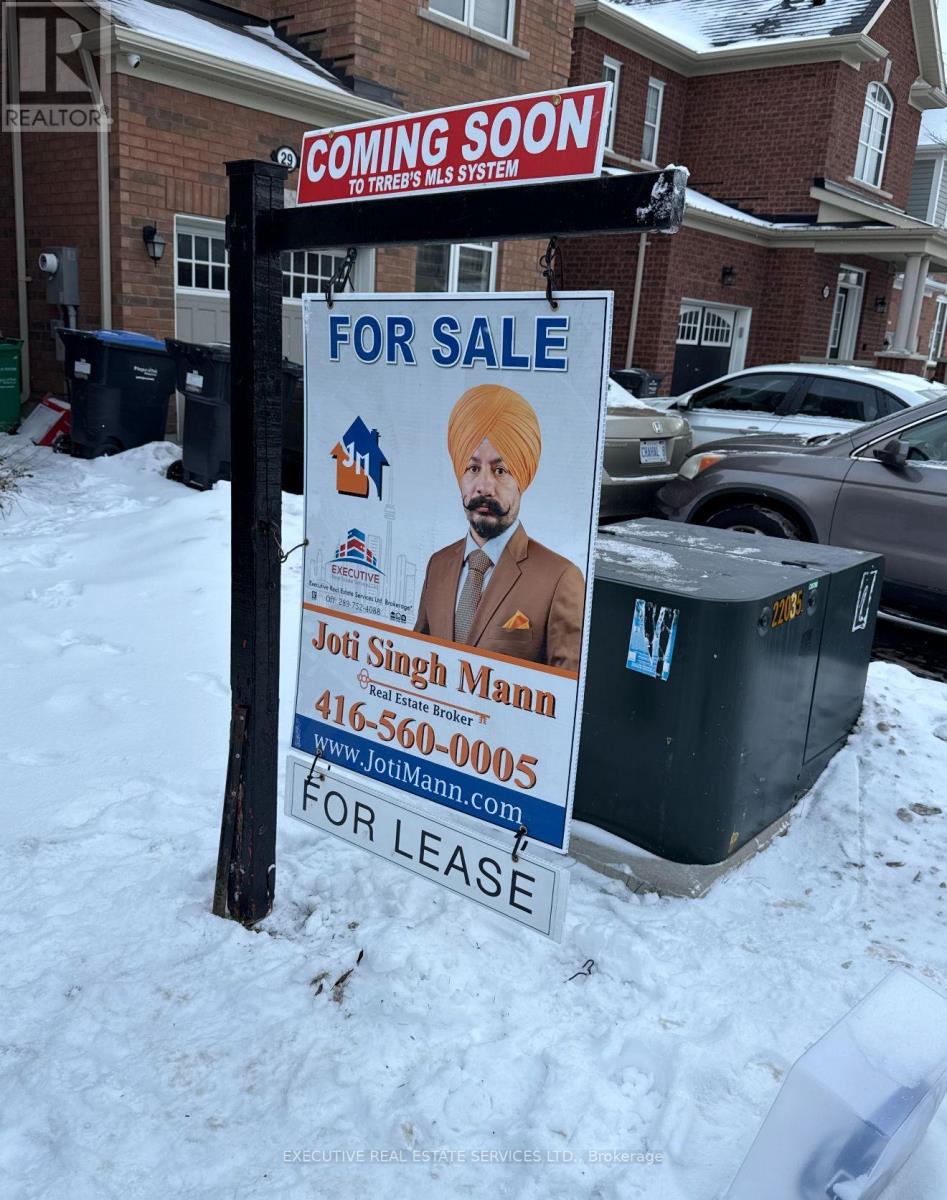 31 Feeder Street, Brampton, Ontario  L7A 4T7 - Photo 4 - W12807064