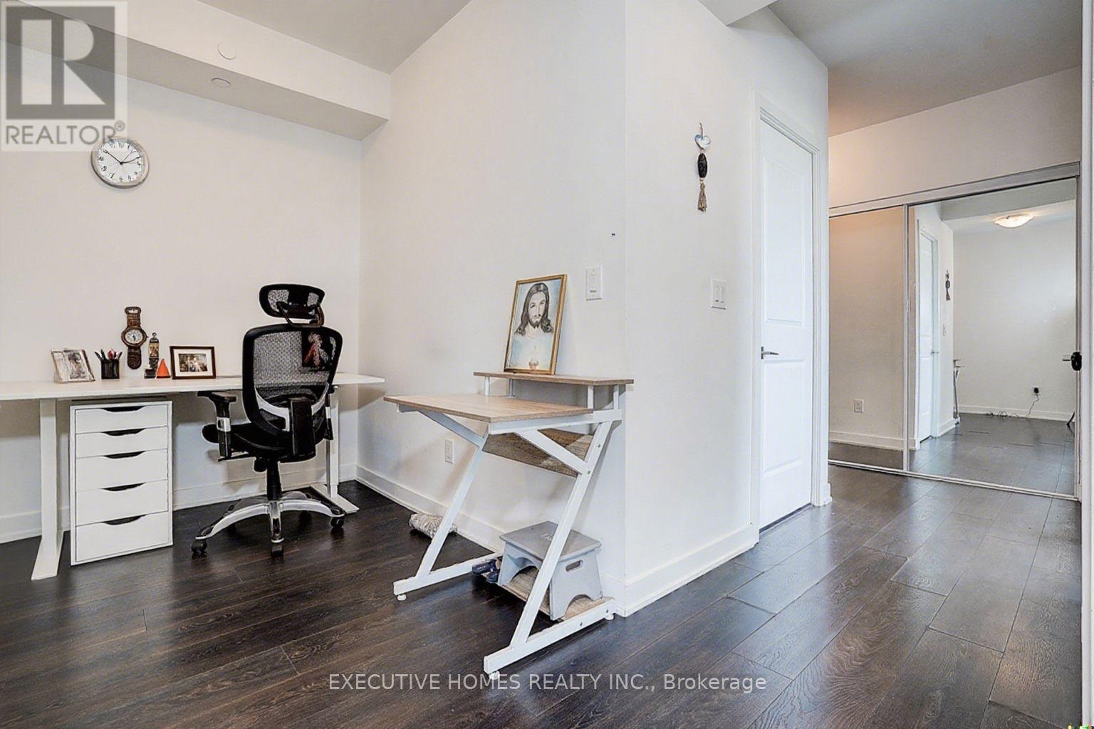 1109 - 4633 Glen Erin Drive, Mississauga, Ontario  L5M 0Y6 - Photo 6 - W12807076