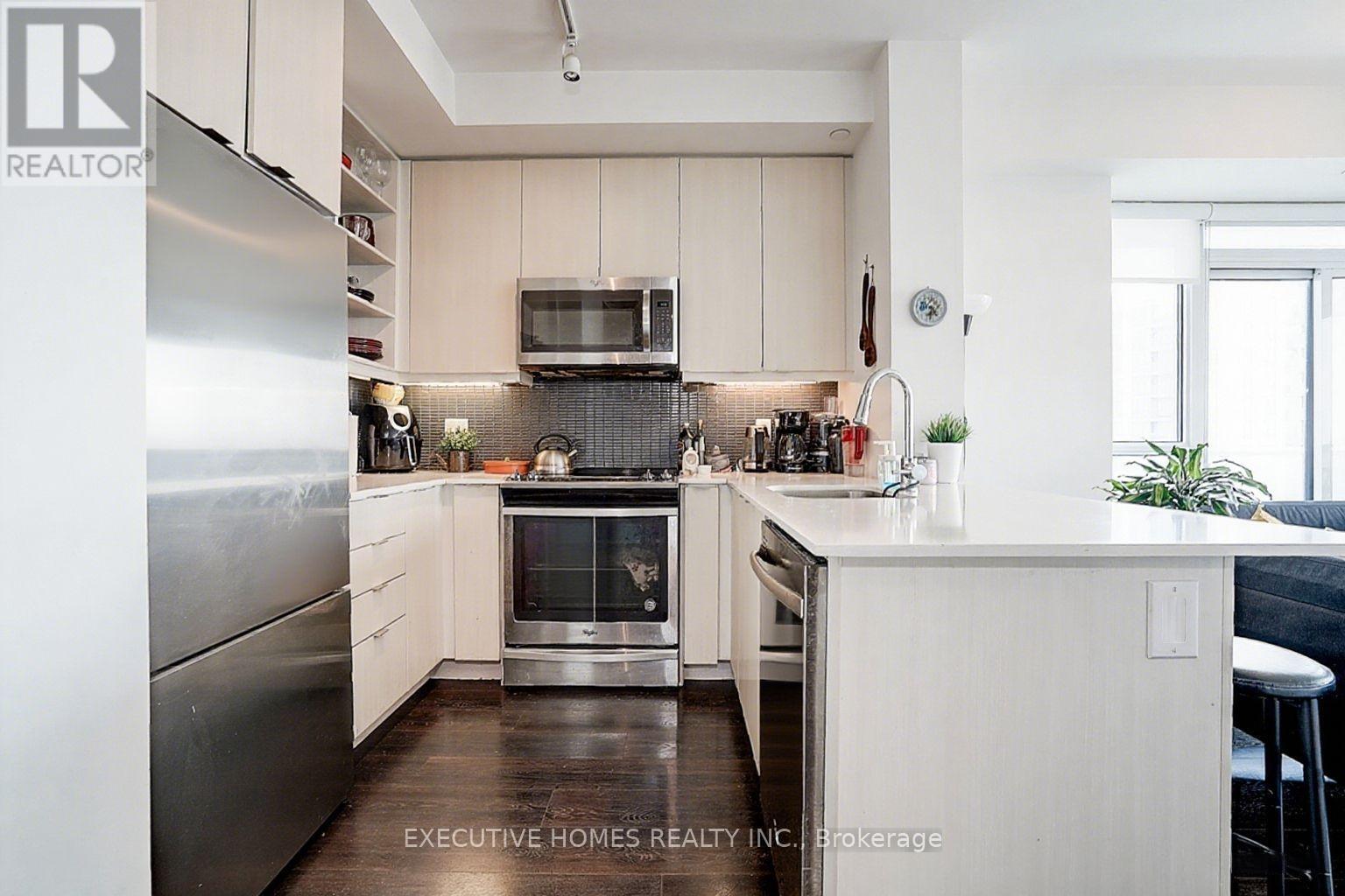 1109 - 4633 Glen Erin Drive, Mississauga, Ontario  L5M 0Y6 - Photo 8 - W12807076