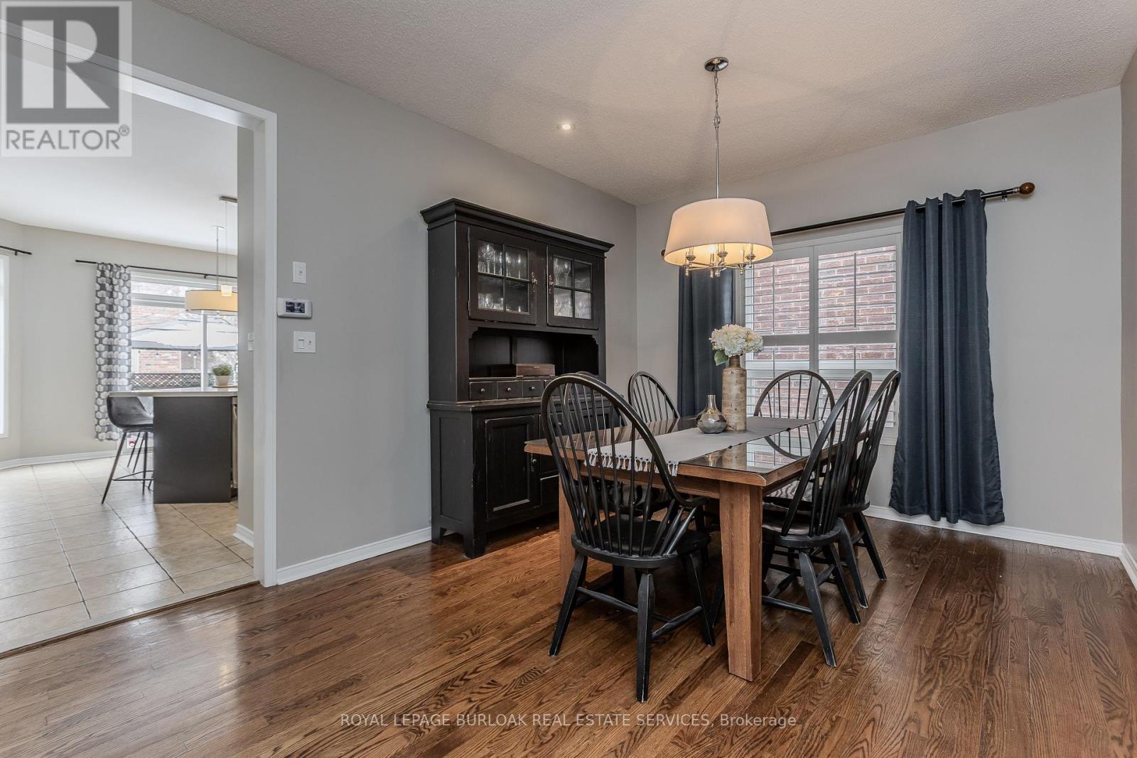 2170 Jardine Crescent, Burlington, Ontario  L7L 7K1 - Photo 8 - W12807092