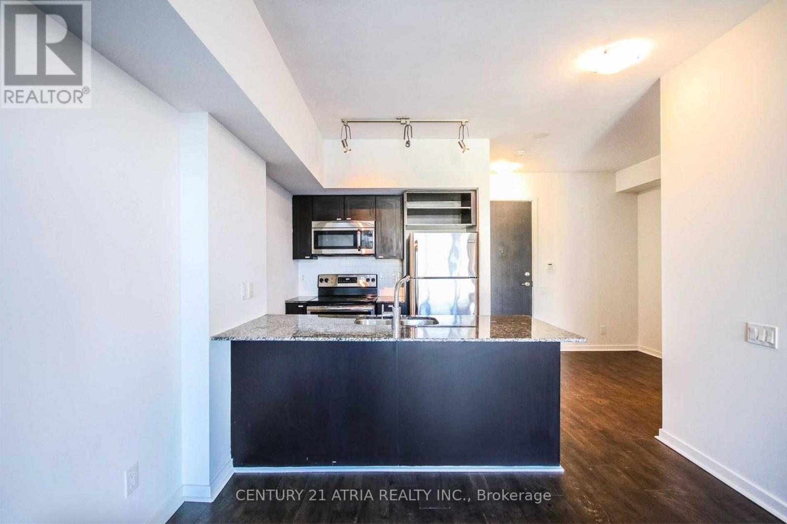 2801 - 105 The Queensway Avenue, Toronto, Ontario  M6S 5B5 - Photo 8 - W12807096