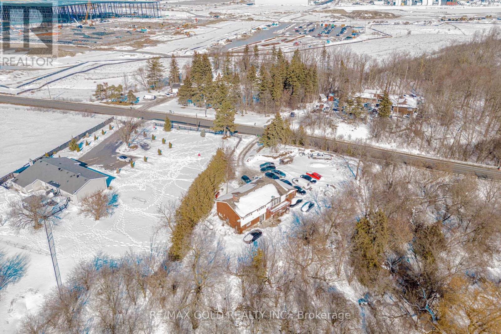 12182 Torbram Road, Caledon, Ontario  L7C 2S6 - Photo 3 - W12807104