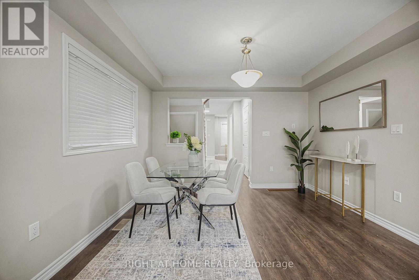 1235 Mulroney Heights, Milton, Ontario  L9E 1G1 - Photo 10 - W12807136