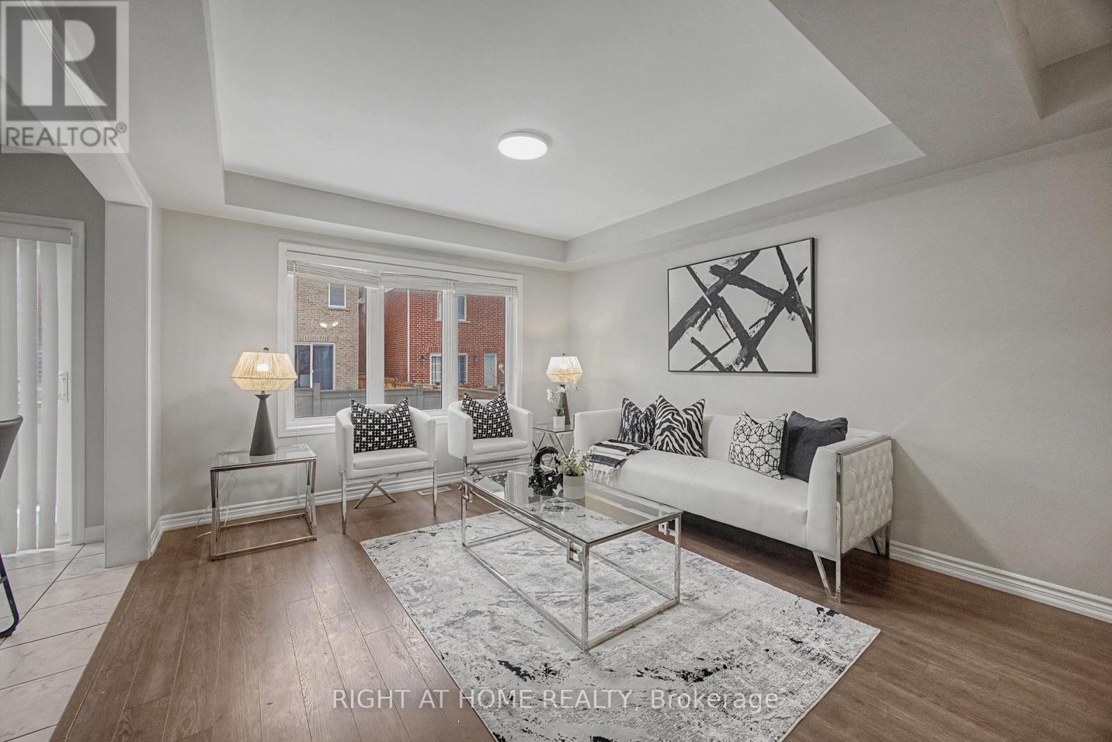 1235 Mulroney Heights, Milton, Ontario  L9E 1G1 - Photo 13 - W12807136