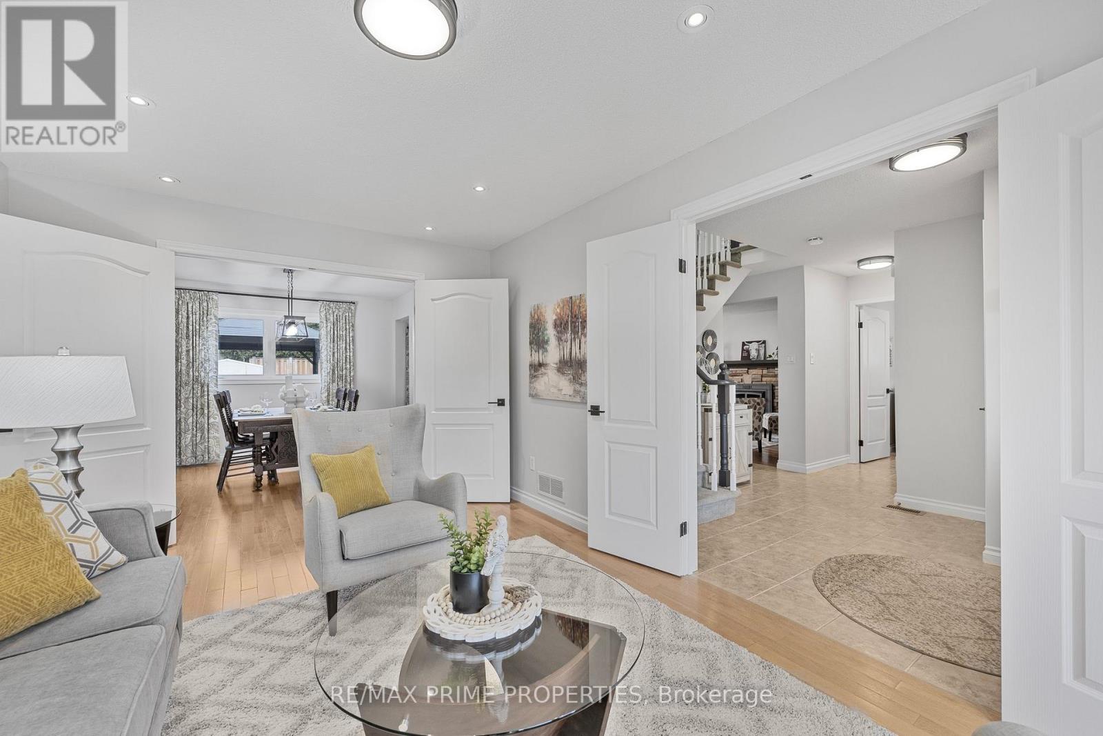 49 De Rose Avenue, Caledon, Ontario  L7E 1A9 - Photo 5 - W12807138