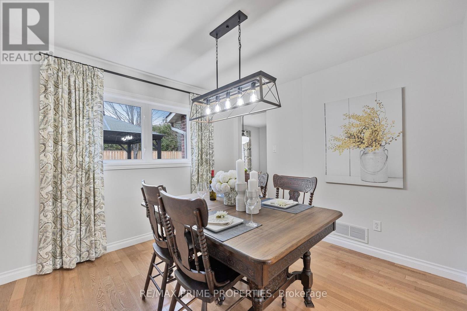 49 De Rose Avenue, Caledon, Ontario  L7E 1A9 - Photo 6 - W12807138