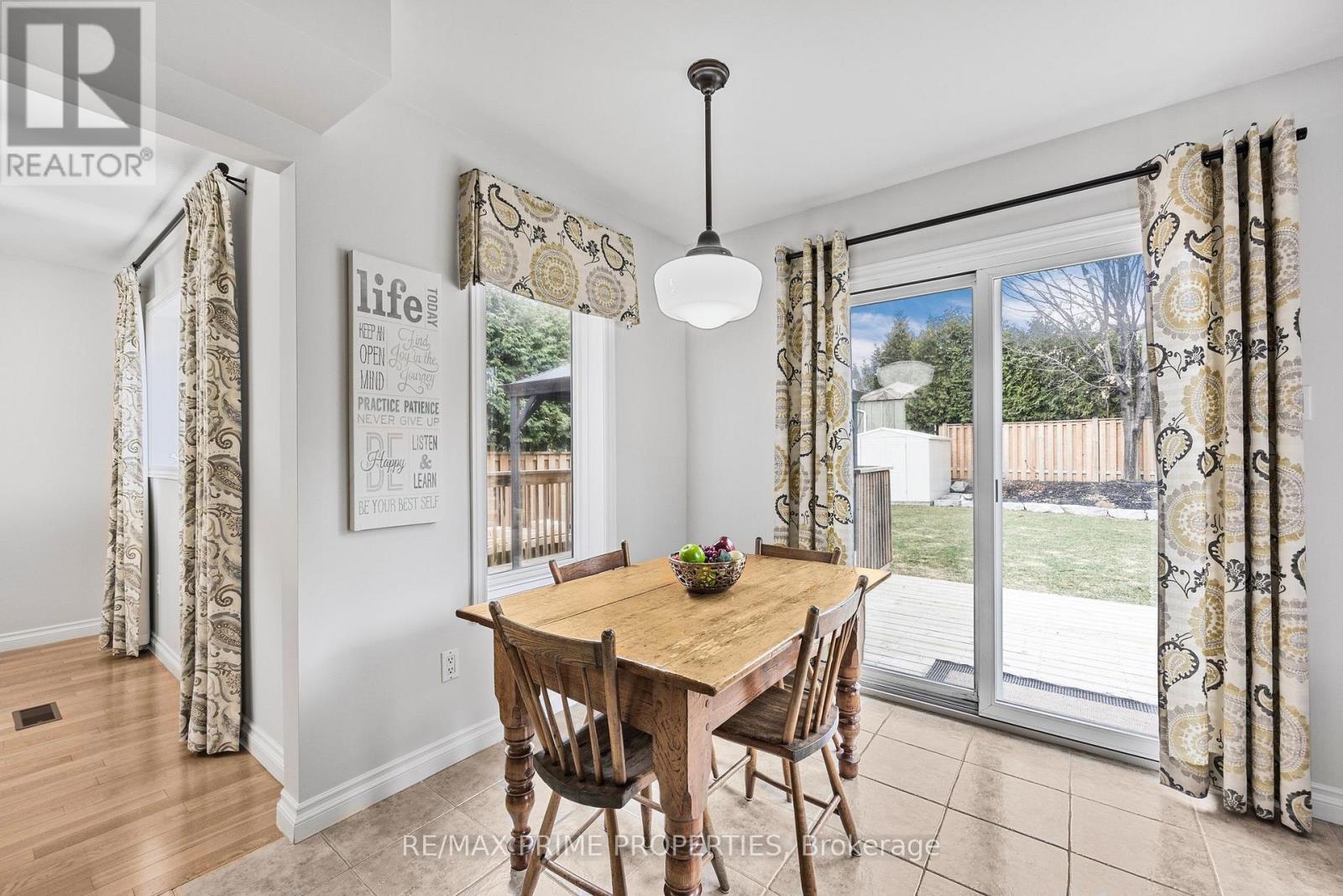 49 De Rose Avenue, Caledon, Ontario  L7E 1A9 - Photo 9 - W12807138