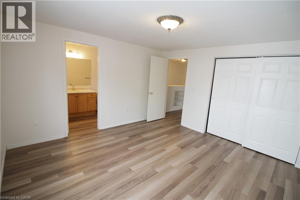 532 Mariner Drive, Waterloo, Ontario  N2K 3Y8 - Photo 8 - 40806071