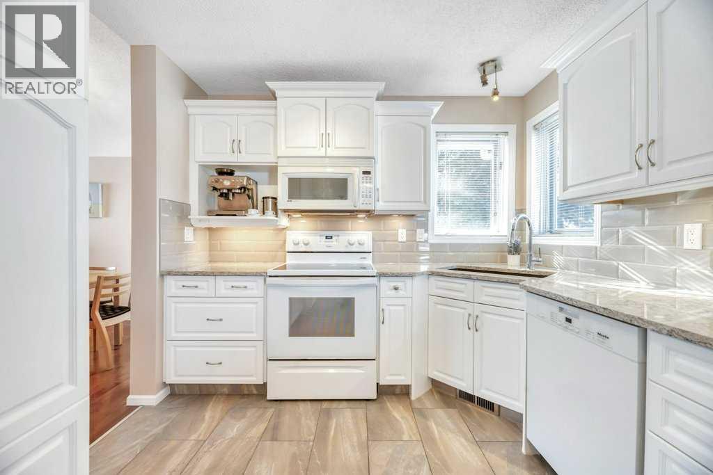 11 Maple Garden, Strathmore, Alberta  T1P 1G3 - Photo 17 - A2287334