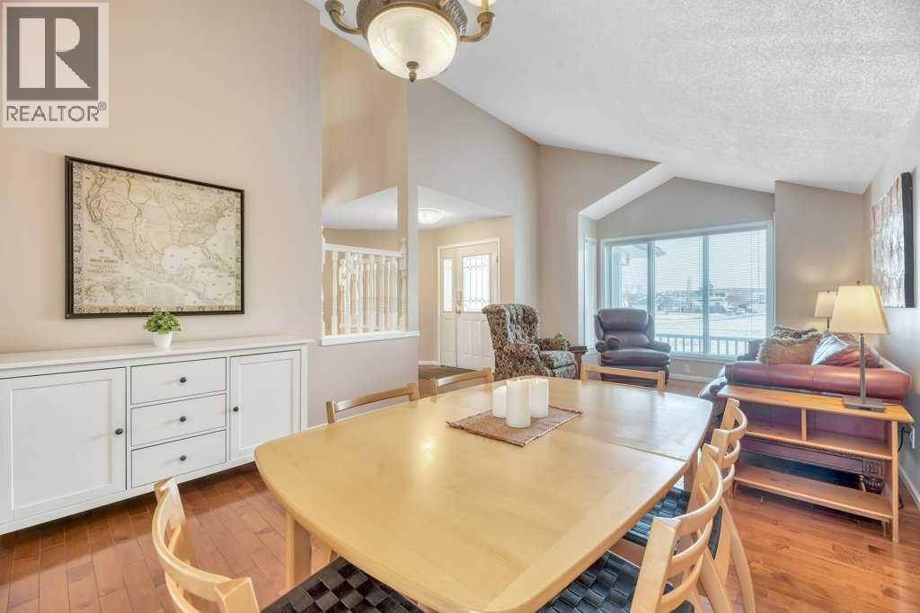 11 Maple Garden, Strathmore, Alberta  T1P 1G3 - Photo 9 - A2287334