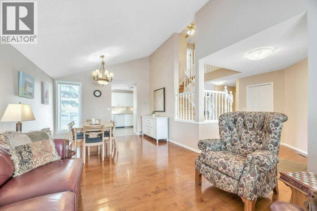 11 Maple Garden, Strathmore, Alberta  T1P 1G3 - Photo 6 - A2287334