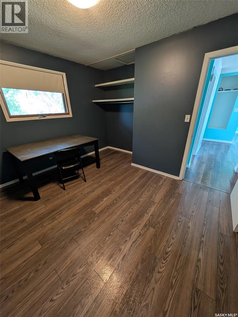 617 Peterson Avenue, Radville, Saskatchewan  S0C 2G0 - Photo 7 - SK028945