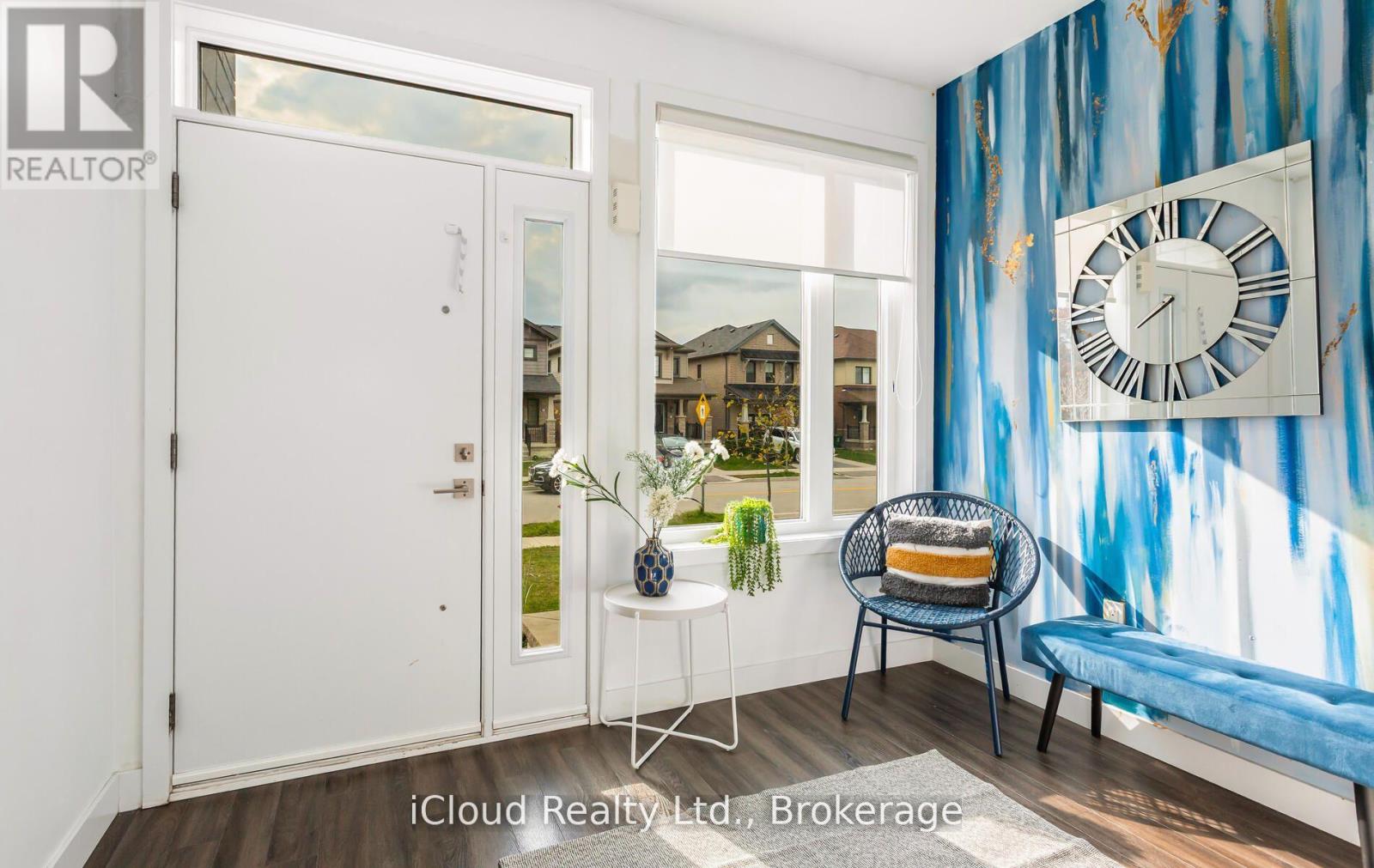 120 Bedrock Drive, Hamilton, Ontario  L8J 0K6 - Photo 3 - X12807004