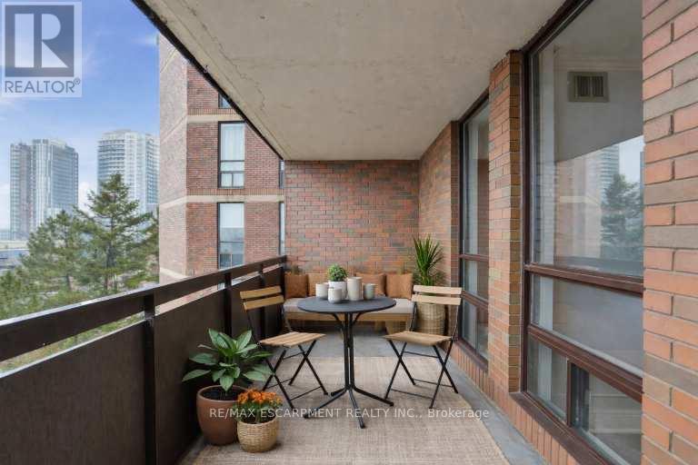 606 - 222 Jackson Street W, Hamilton, Ontario  L8P 4S5 - Photo 32 - X12807012