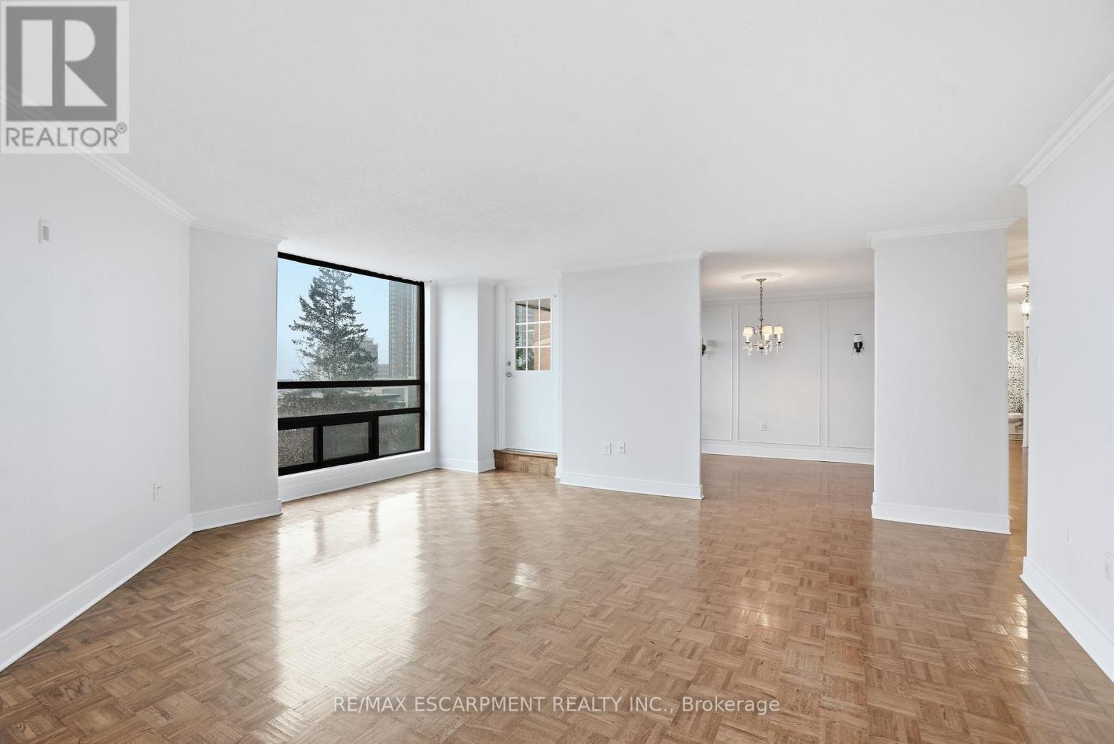 606 - 222 Jackson Street W, Hamilton, Ontario  L8P 4S5 - Photo 7 - X12807012