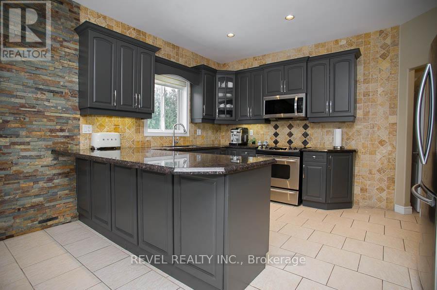 1 Franks Lane, Brantford, Ontario  N3T 5L7 - Photo 11 - X12807042