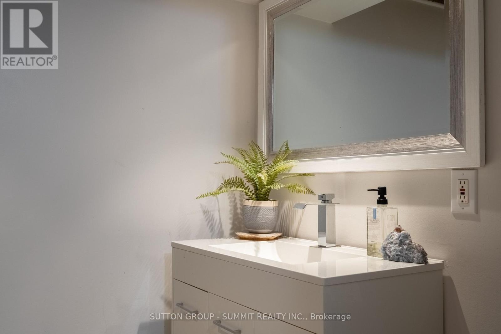 30 Buchanan Crescent, Thorold, Ontario  L2V 4M5 - Photo 41 - X12807100