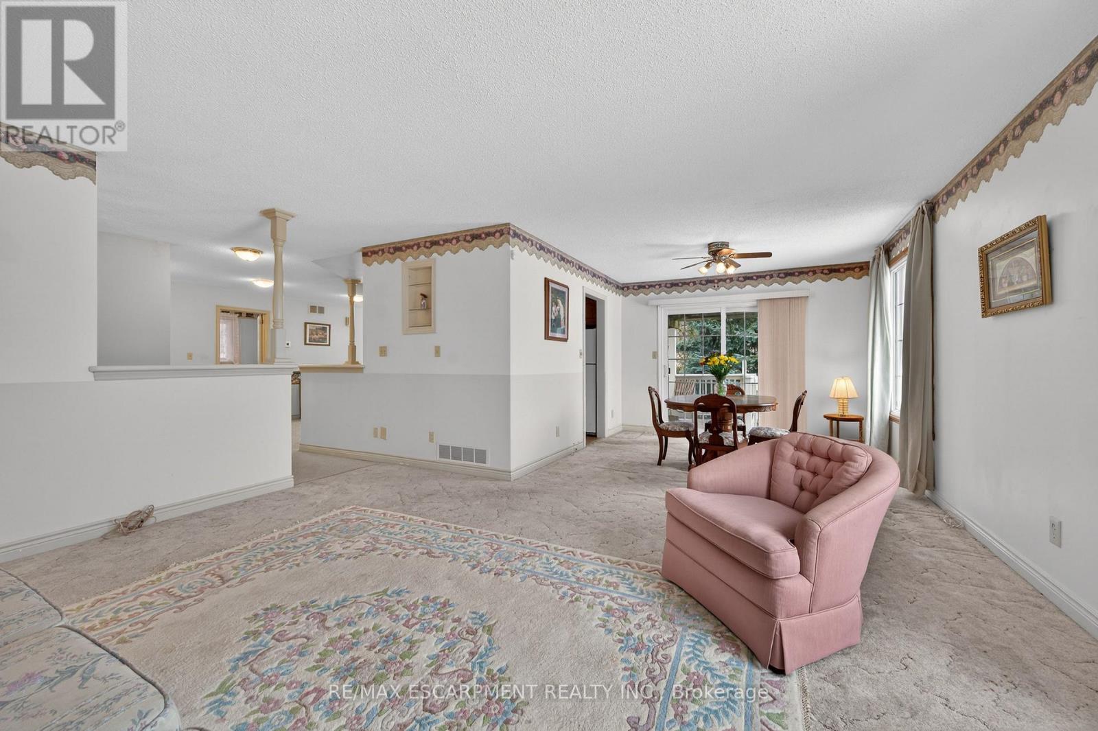 4 Hunter Road, Grimsby, Ontario  L3M 4A4 - Photo 15 - X12807130