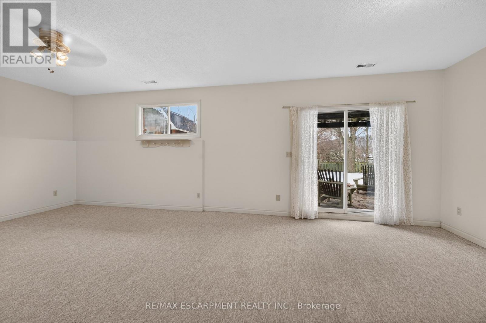 4 Hunter Road, Grimsby, Ontario  L3M 4A4 - Photo 42 - X12807130